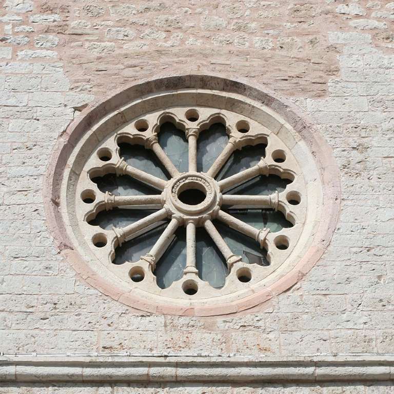 Rosone della Chiesa di San Francesco a Costacciaro